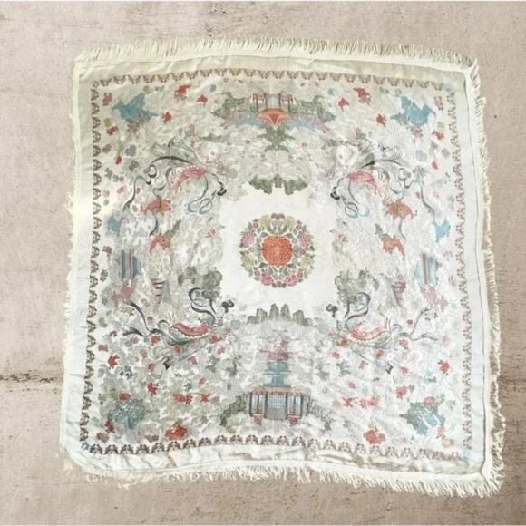 Asian Brocade Wall Art – Framed Brocade Textile in Silk Blend, Panel for Home De - Picture 2 of 9